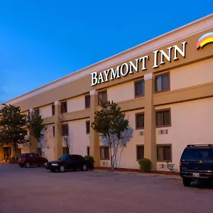 Baymont By Wyndham East Memphis